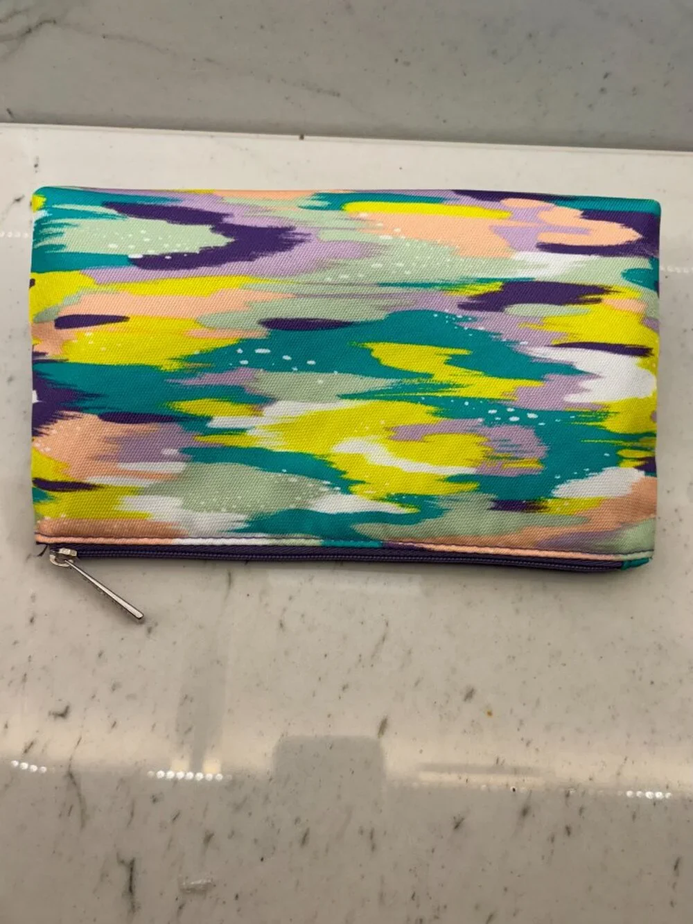 CLINIQUE Abstract Brushstroke Rainbow Makeup Bag Cosmetic Pouch Travel Case